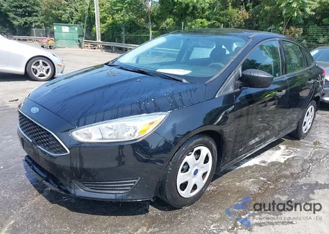 2016 Ford Focus S from USA, damaged, VIN 1FADP3E26GL393235